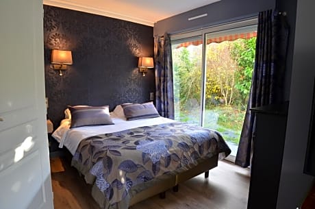 Balneo or Bathtub Room with Lounge