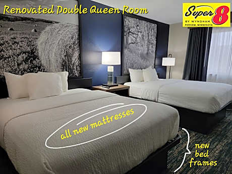 Queen Room with Two Queen Beds - Non-Smoking