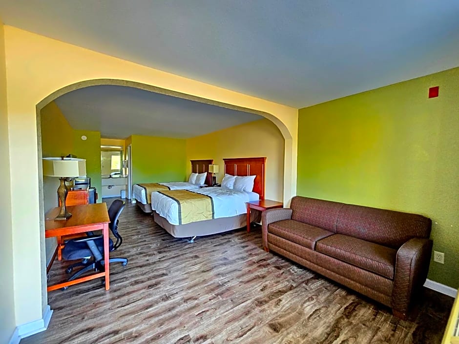 Garden Inn and Suites near Callaway Gardens Pine Mountain