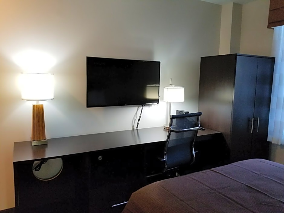 Hillside Hotel – New York, NY