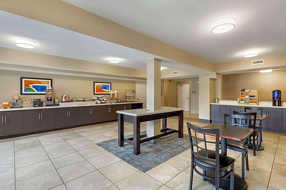 Best Western Watertown Inn and Suites