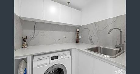 Two-Bedroom Deluxe Apartment