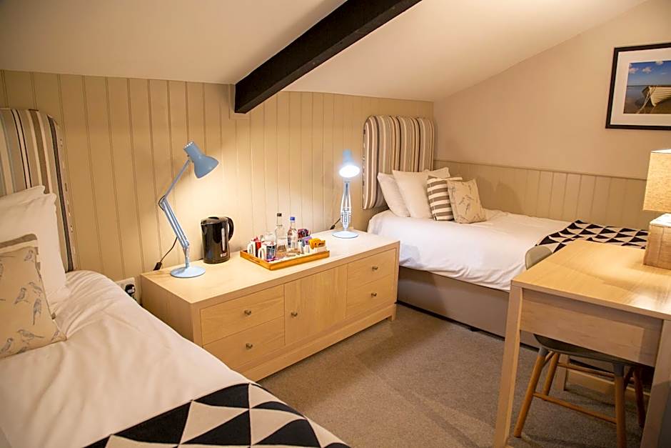 The White Horse Blakeney