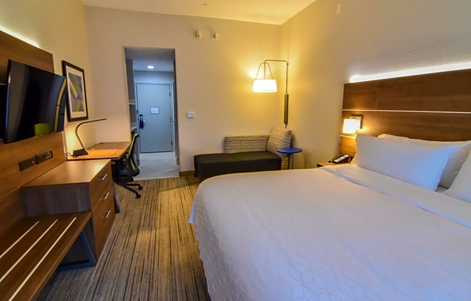 Holiday Inn Express & Suites - Indianapolis Northwest by IHG