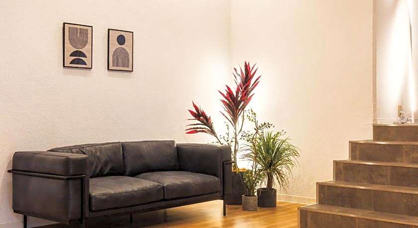 YONAGO CITYGARDENS HOTEL