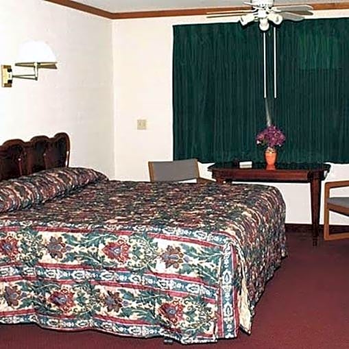 Countryside Inn Motel