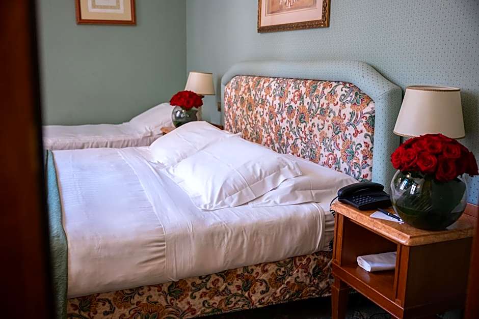 Hotel Mecenate Palace