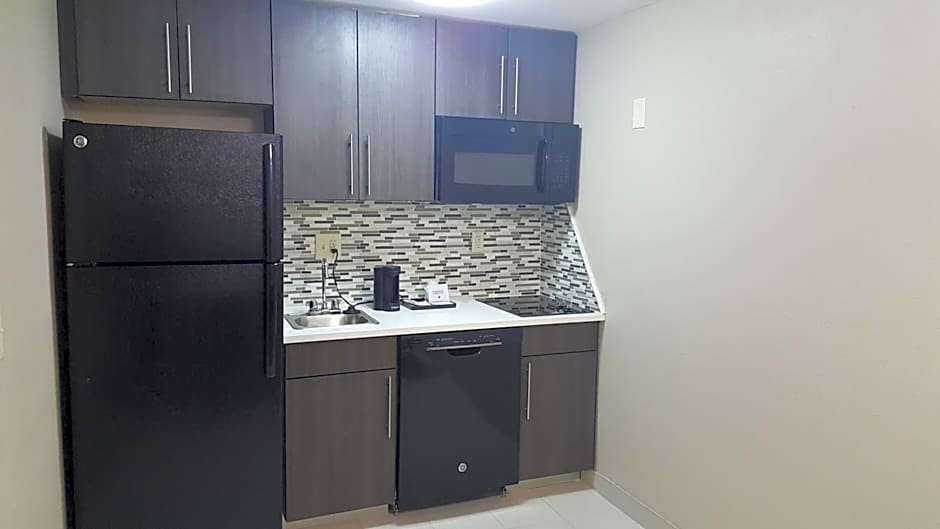 Baymont by Wyndham Clarksville