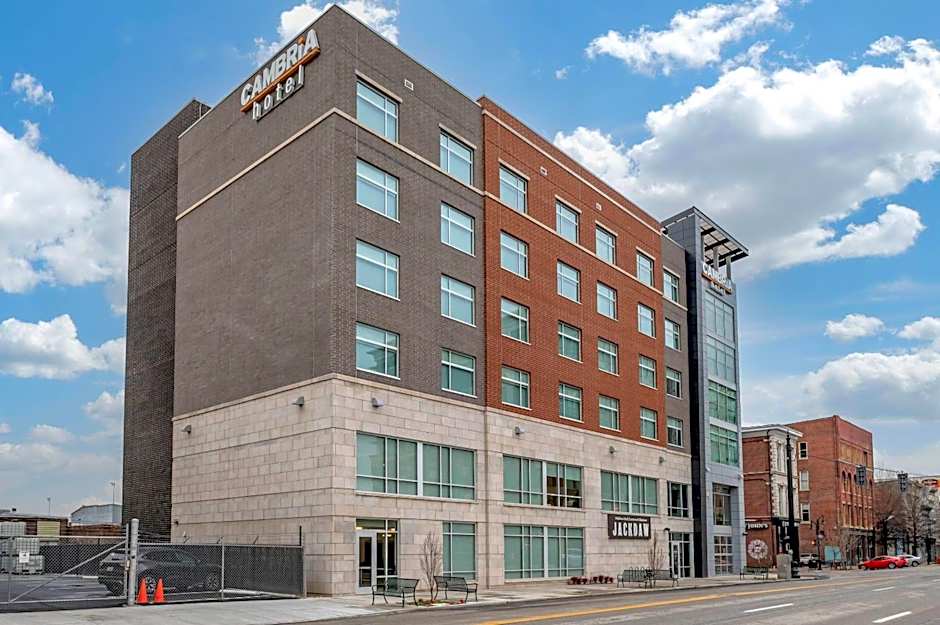 Cambria Hotel Louisville Downtown-Whiskey Row