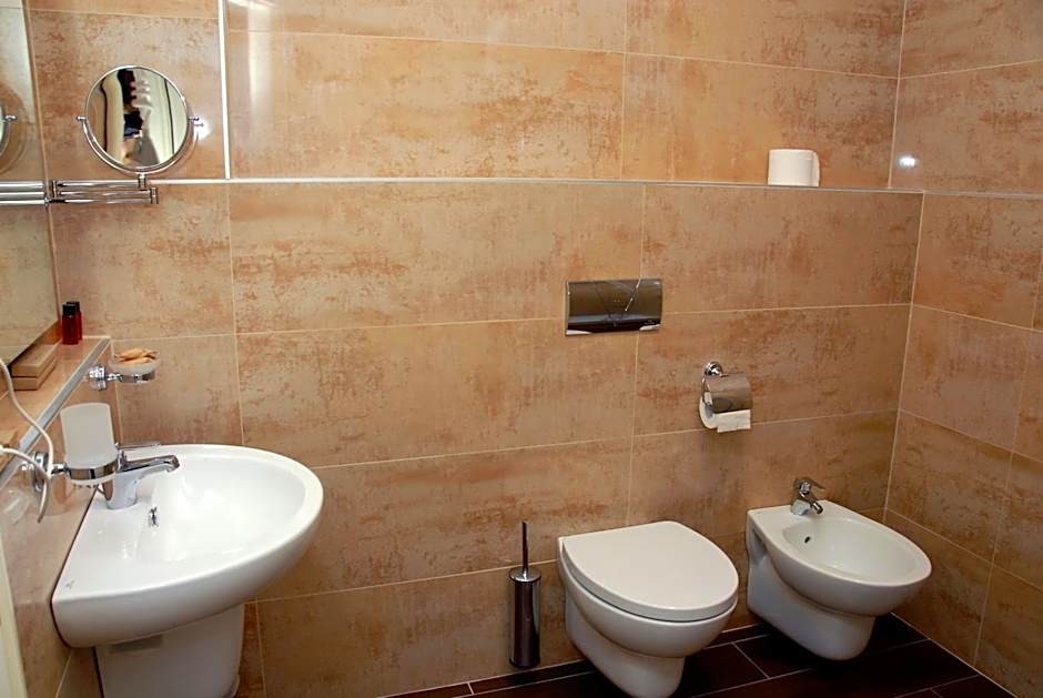 Groane Hotel Residence