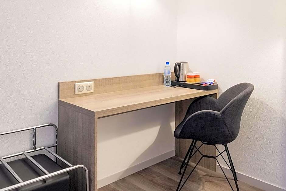 Hotel Le Circuit Le Mans