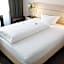 Manhattan Hotel
