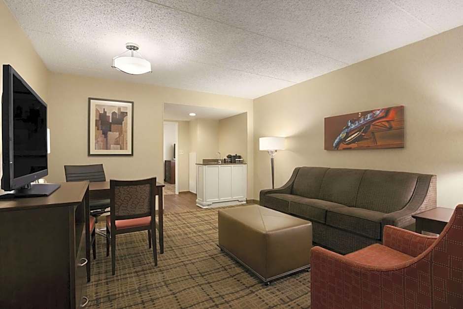 Embassy Suites By Hilton Hotel Cleveland-Beachwood
