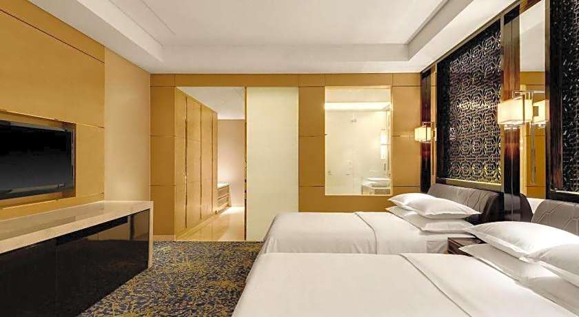 Sheraton Changchun Jingyuetan Hotel