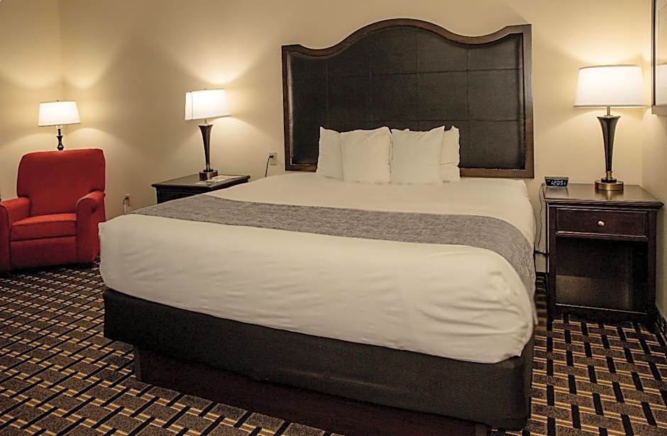 Evangeline Downs Hotel, Ascend Hotel Collection