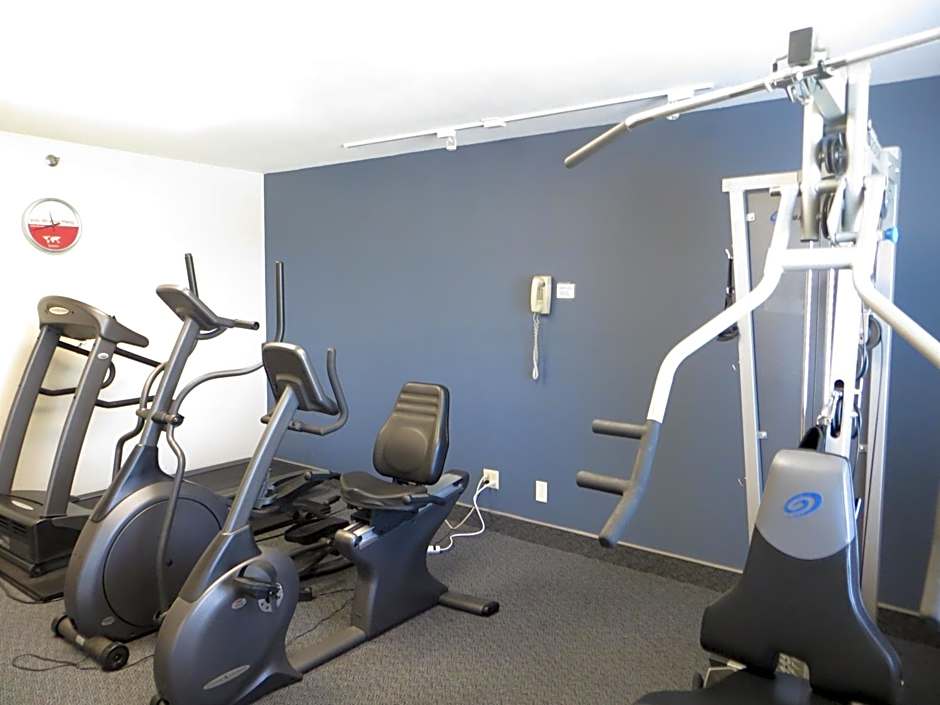 Ramada by Wyndham Springfield North