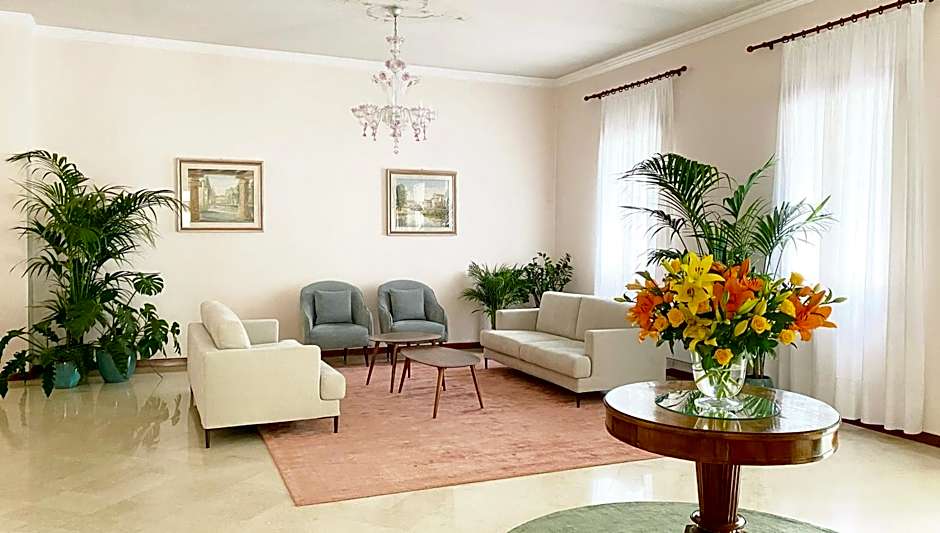 Hotel Isola Di Caprera