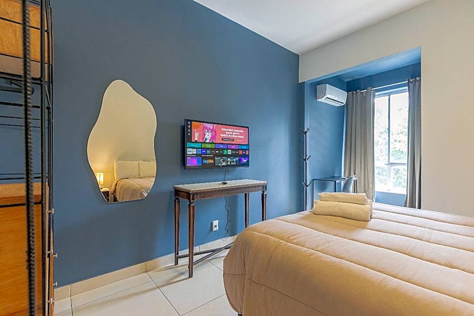 3BR Comfort: 100m from Copacabana-Ipanema Beach