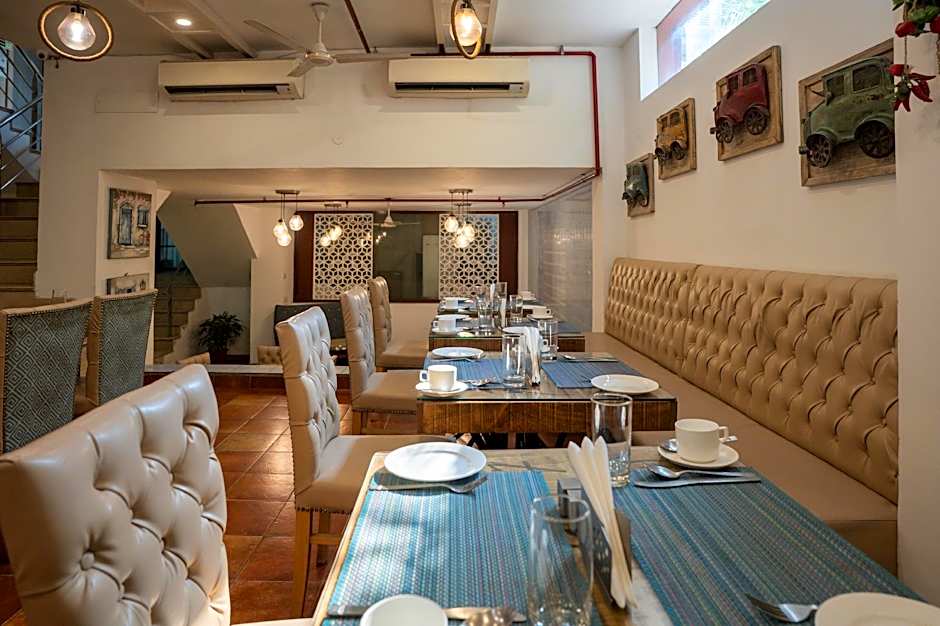 Ahuja Residency-DLF Phase II