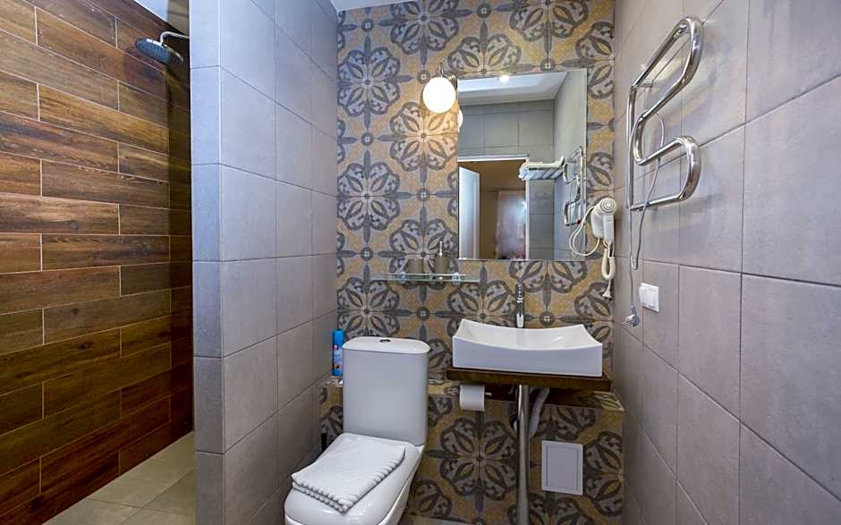 Oversize Piter Hotel