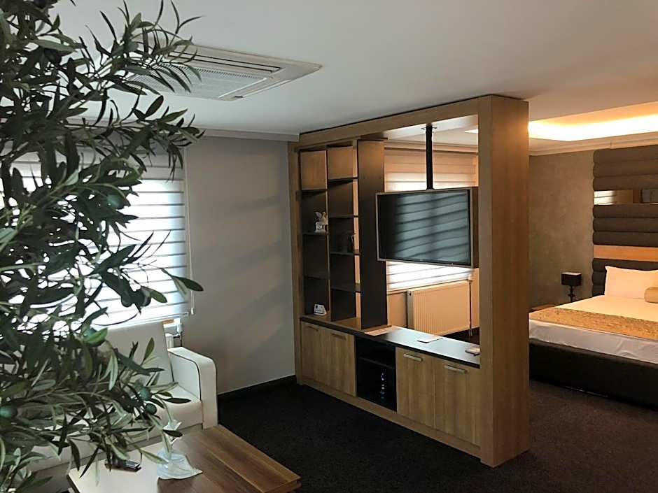 Photo 1 of 7 of Suite, Terrace