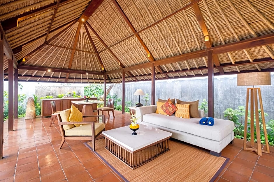 Mayaloka Villas Seminyak 