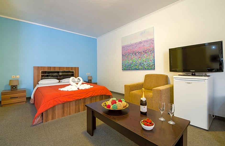 Paradice Hotel Luxury Suites