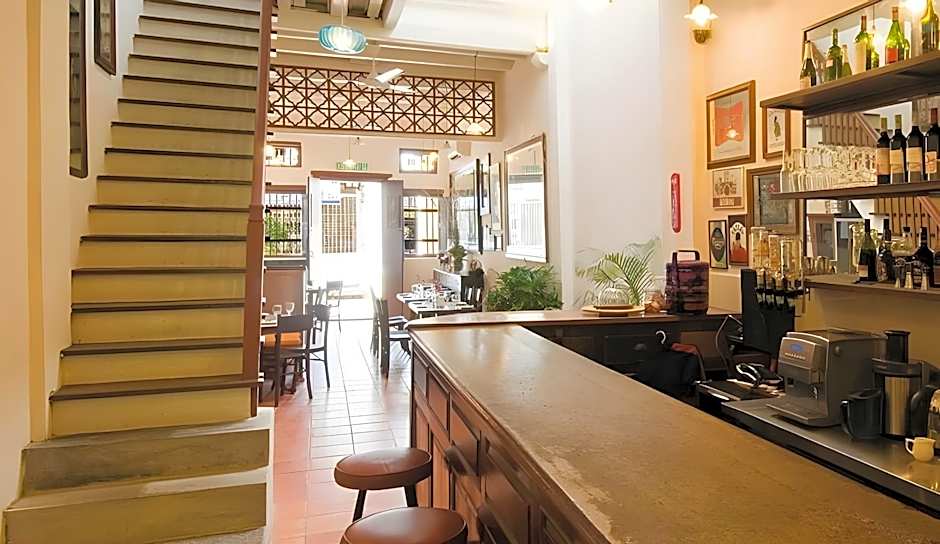 23 Love Lane Hotel