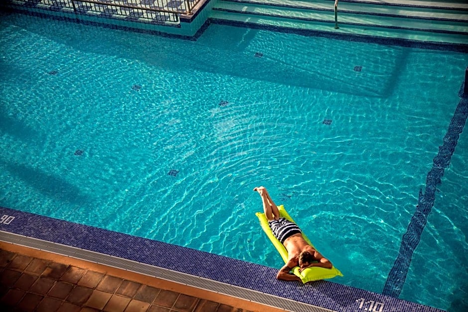 Apartamentos Oro Blanco