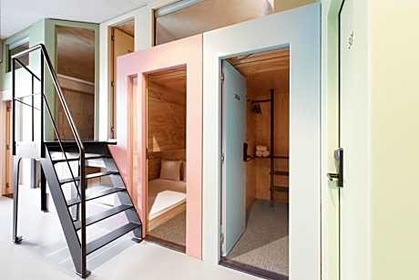 Sleep Cabin with Shared Bathroom