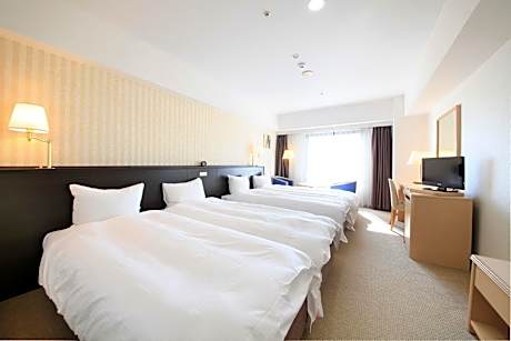 Non-smokingStandard four bed 4 single beds