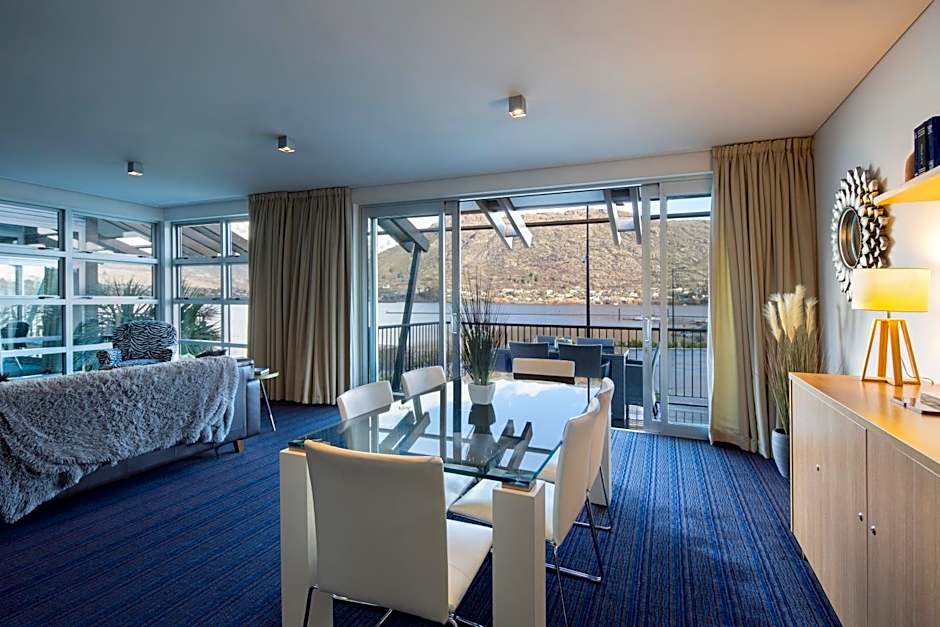 Marina Apartments - Element Escapes