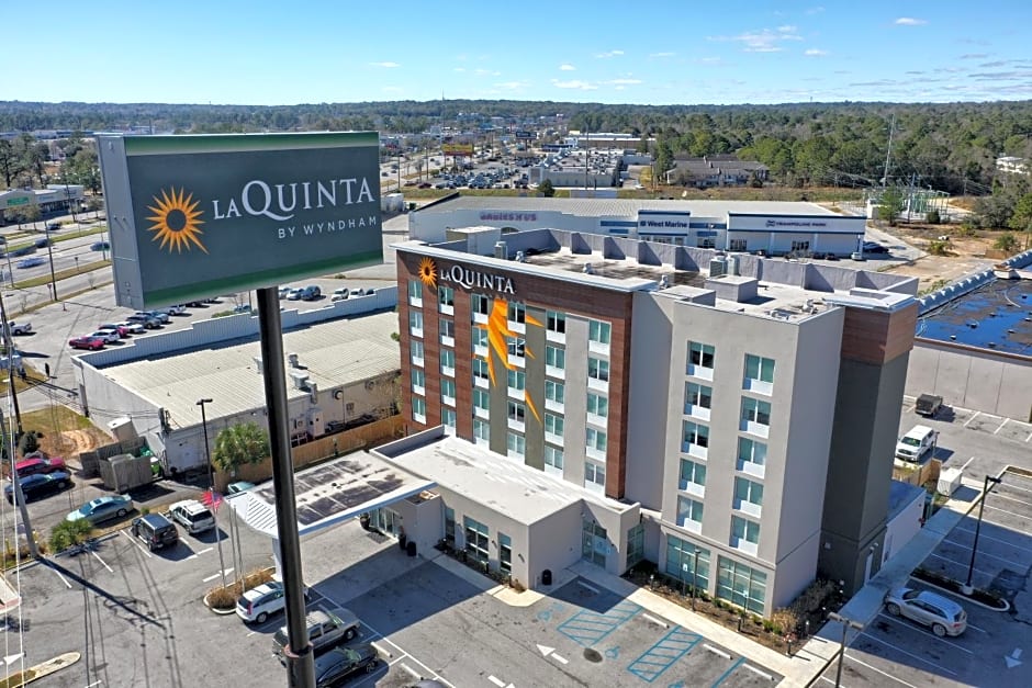 La Quinta Inn & Suites by Wyndham Mobile