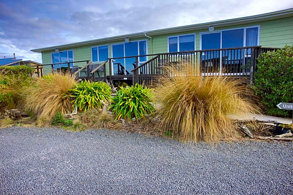 Kaka Point Motels