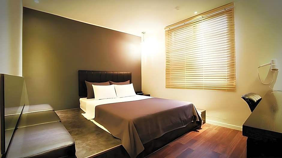 Chuncheon Urbane Hotel