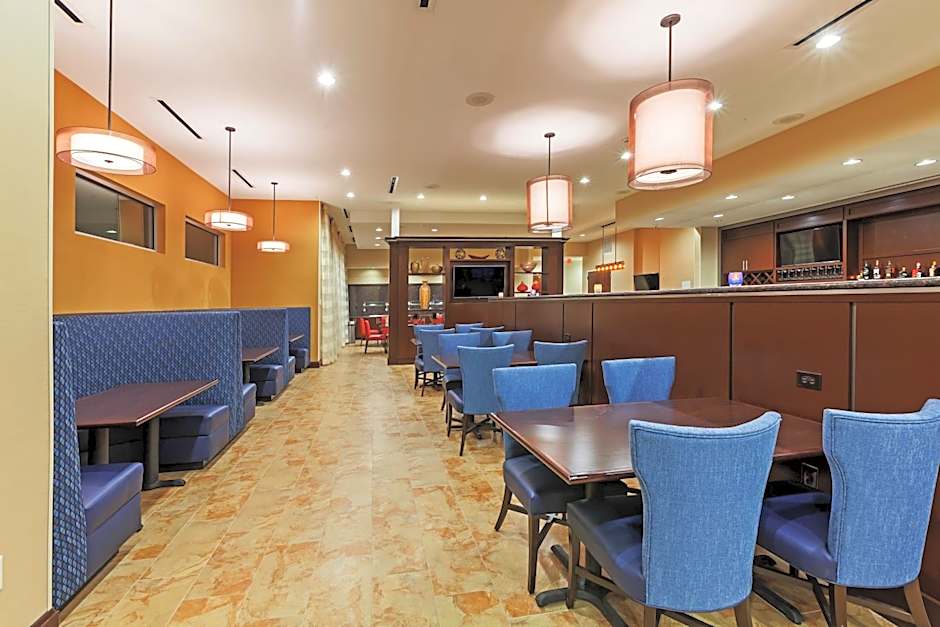 Clarion Hotel The Colony - Plano West