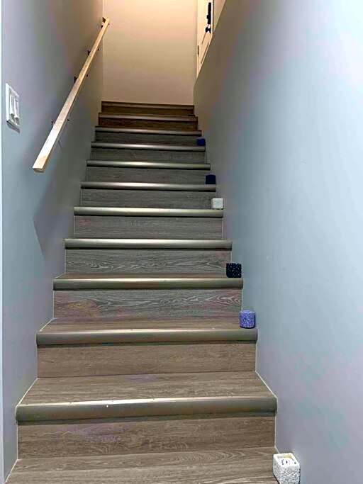 Guest Suite in Regina - Queen Bed