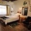 Maputaland Lodge