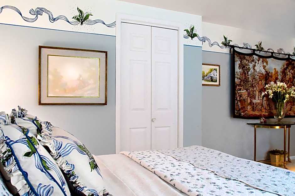 Le Petit Clocher Gite Touristique B & B