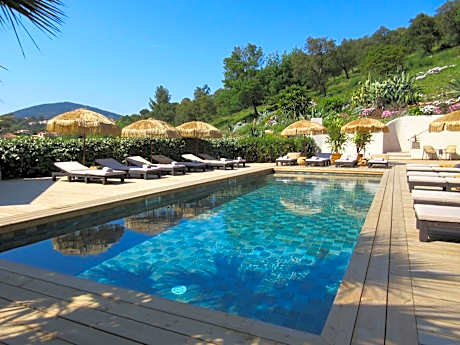 Villa Tricoli B&B avec Piscine