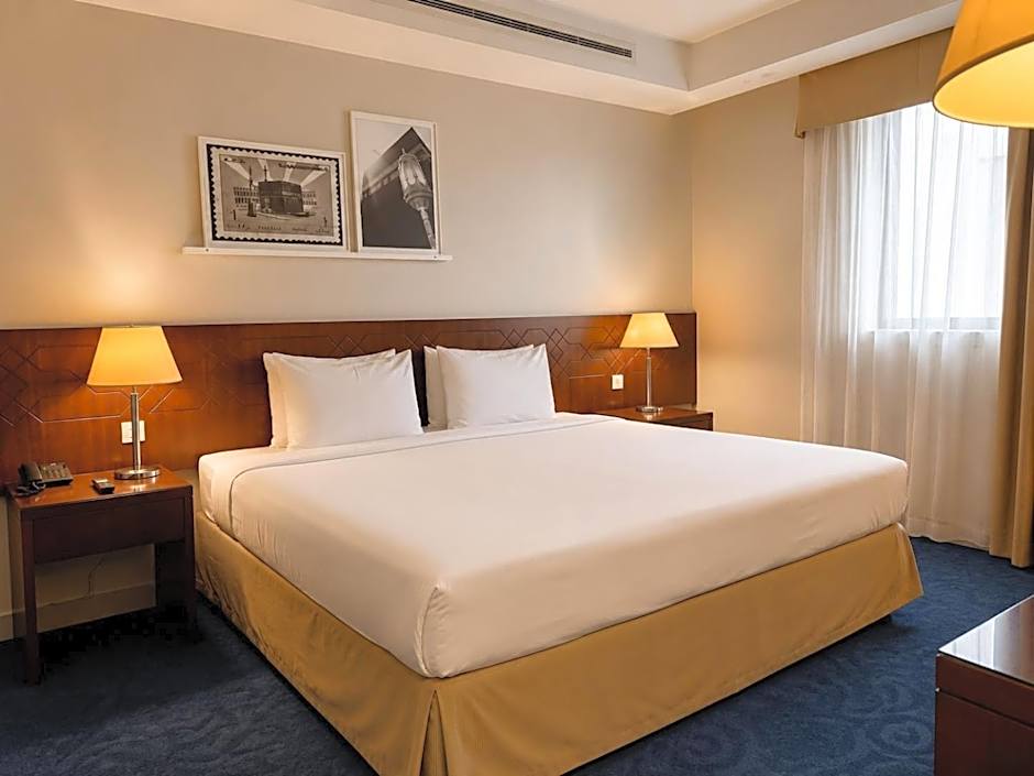 Makarem Al Bait Al Azizia Hotel