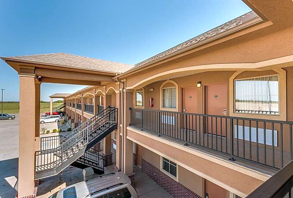 Executive Inn & Suites Cushing