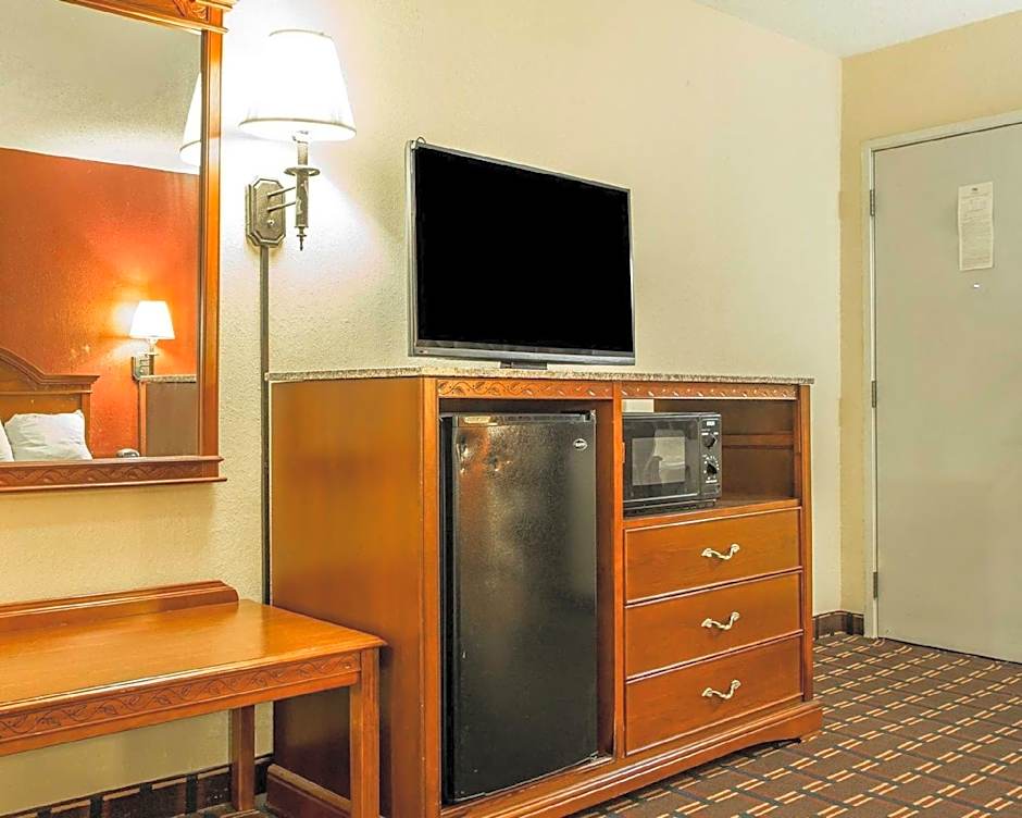 Rodeway Inn