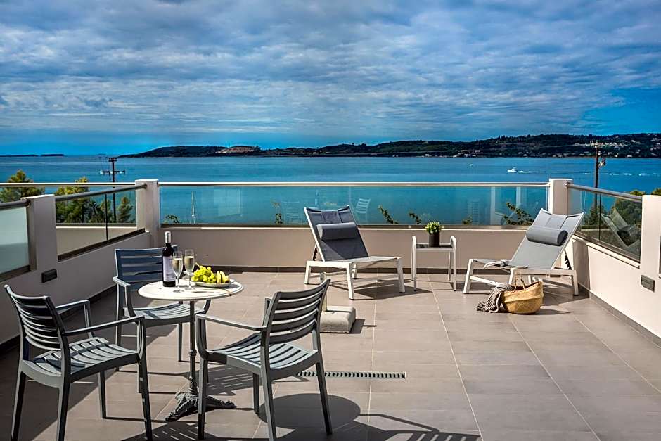 Limanaki Hotel