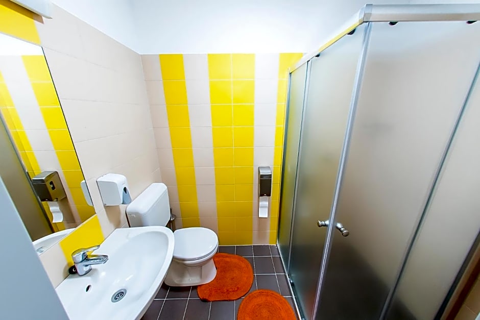 CVSE Clubház és Panzió