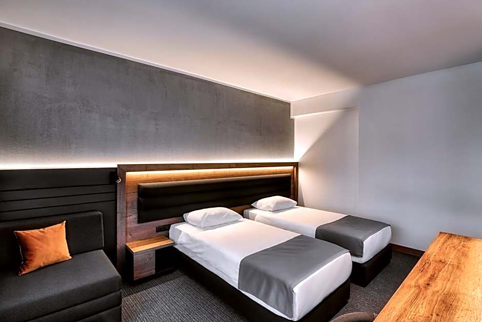 Hotel Aristos