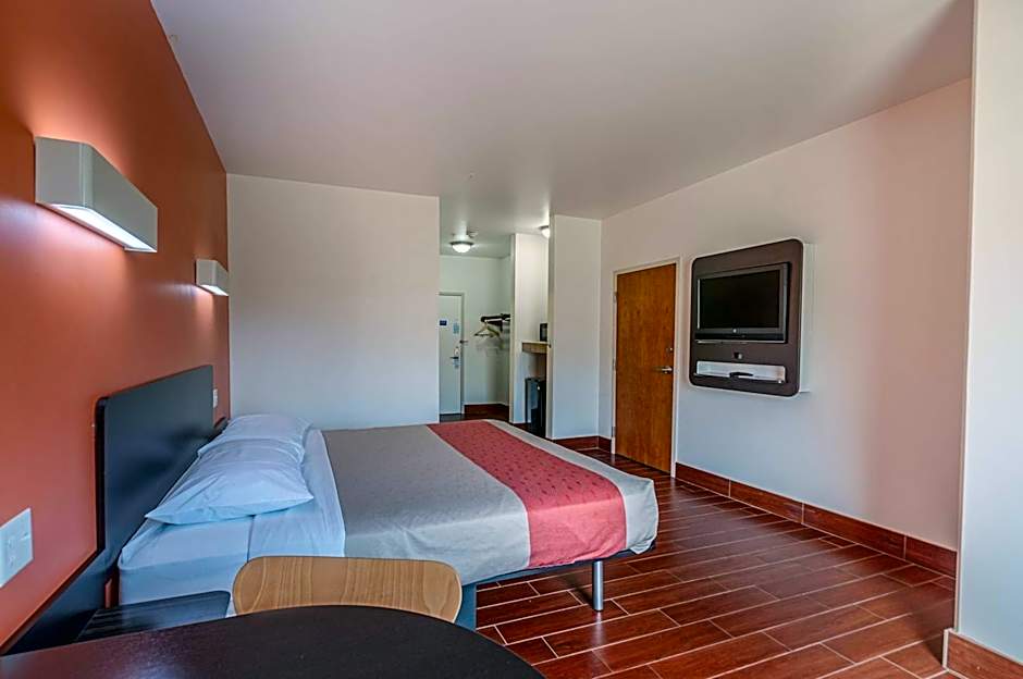 Motel6 Winchester, VA