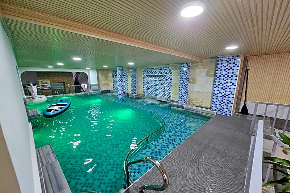Tuyet Lan Hotel