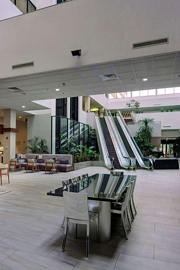 Marriott East Lansing at University Place