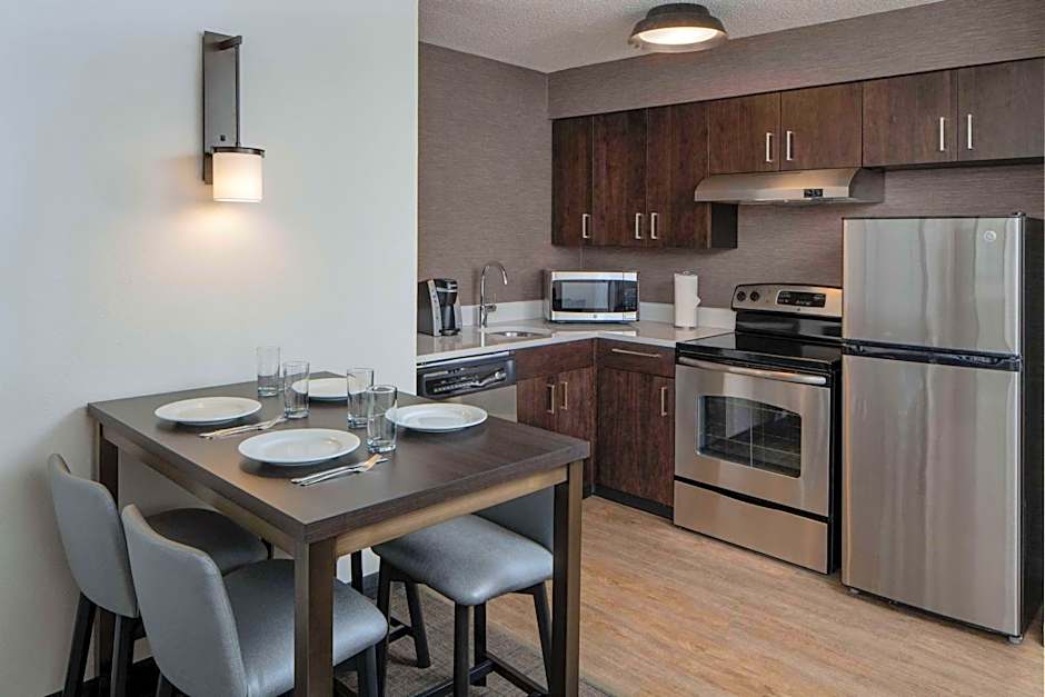 Sonesta ES Suites Fairfax Fair Lakes